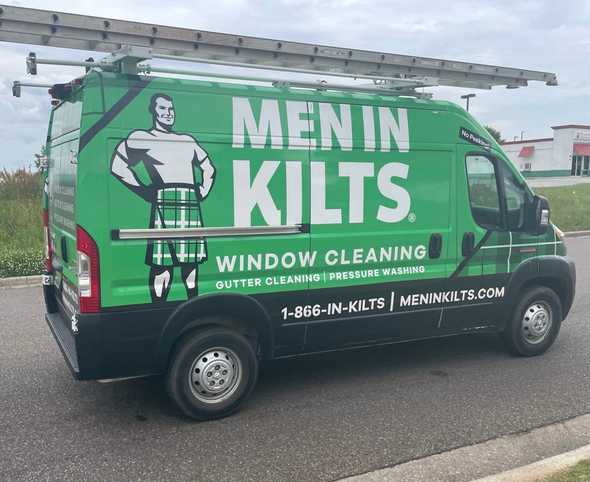 meninkilts window cleaning